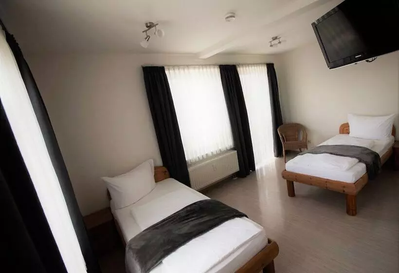 هتل Wirtshaus Krone