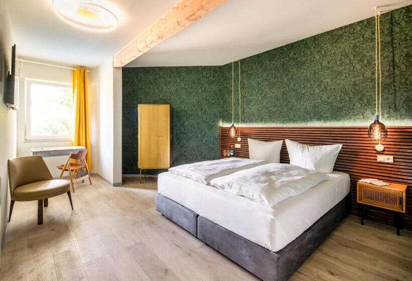 Stuckhotel Fettehenne