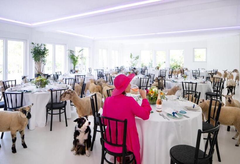 Stuckhotel Fettehenne