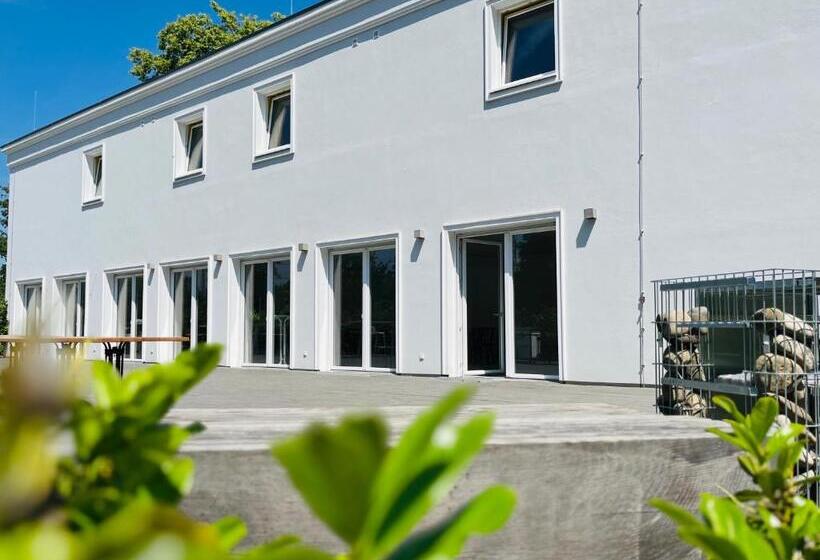 Stuckhotel Fettehenne