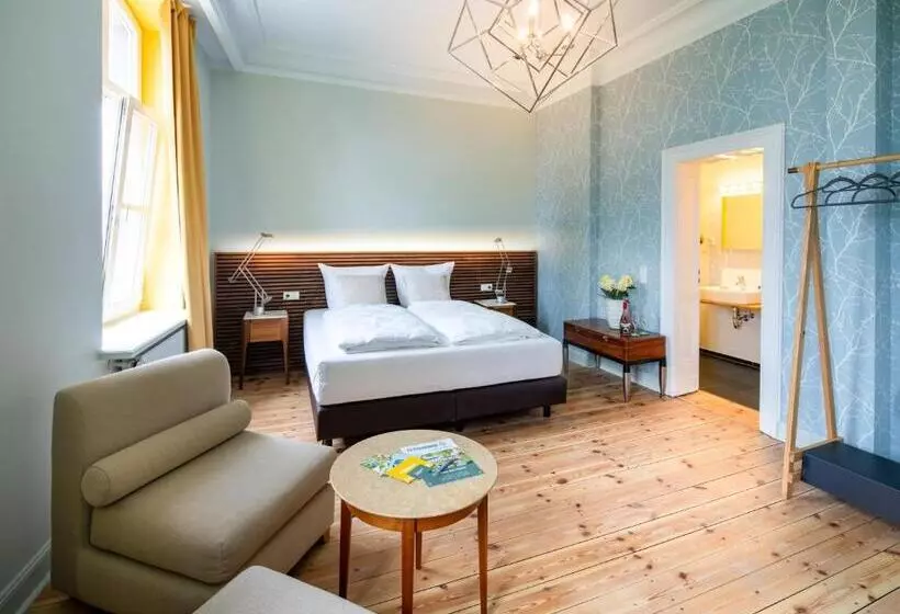 Stuckhotel Fettehenne