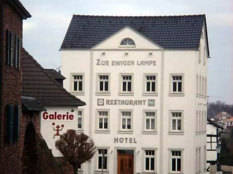 Zur Ewigen Lampe Romantisches Landhotel & Restaurant
