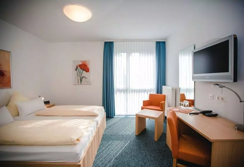 پانسیون Johanniter Gastehaus