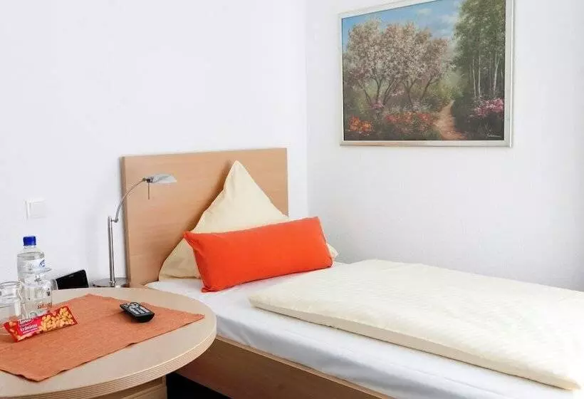 پانسیون Johanniter Gastehaus