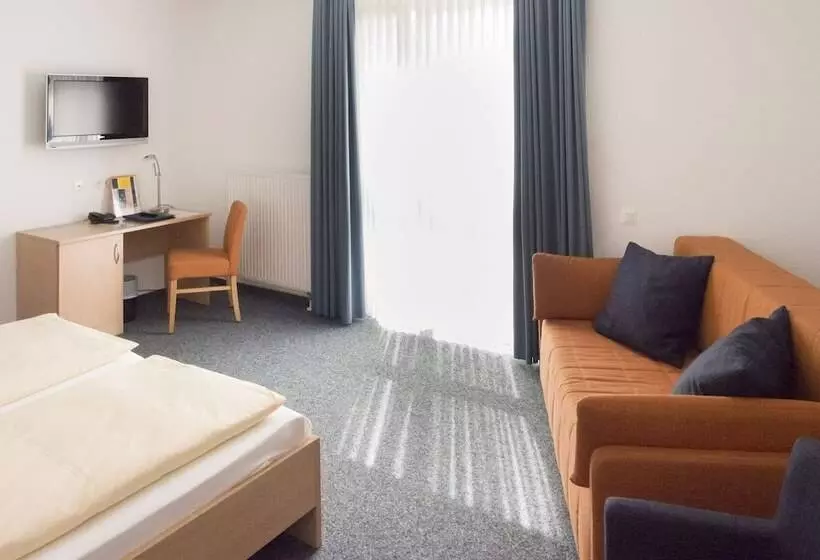 پانسیون Johanniter Gastehaus