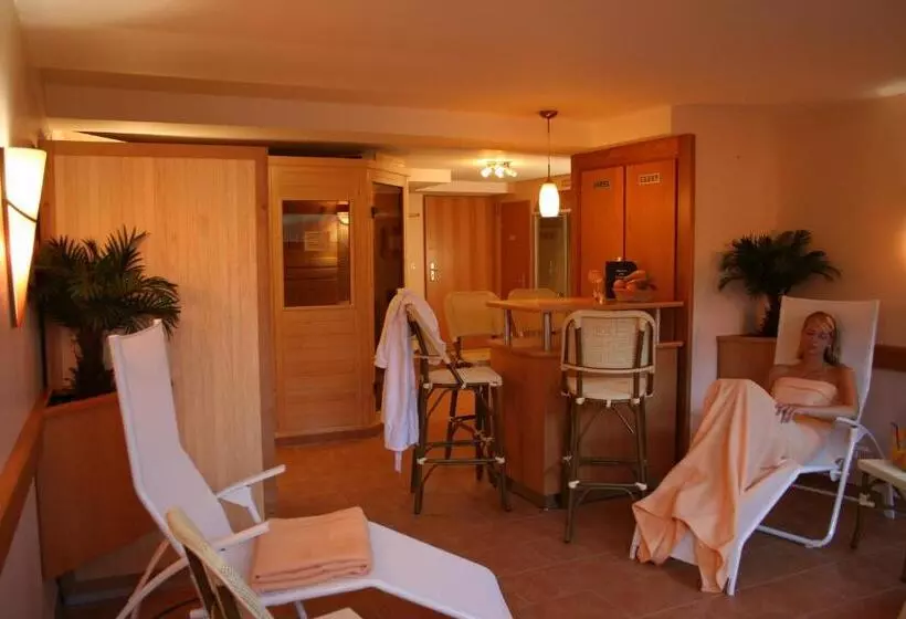 住宿加早餐 Café Wahlde