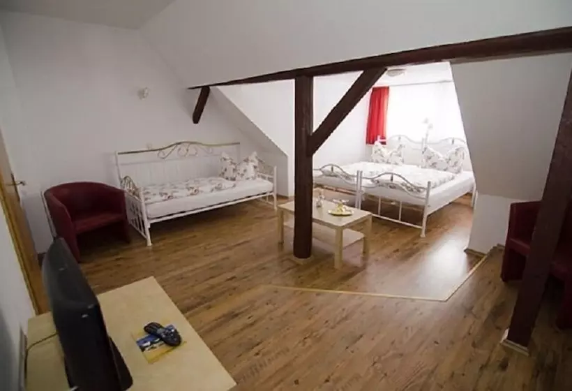 مبيت وإفطار Pension Regina Inh. Monique Kluge