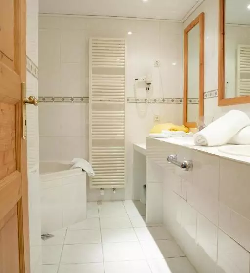 Berghotel Habbel Und Die Welt Kann Warten