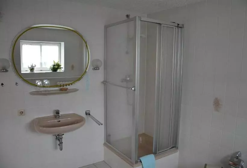 Gasthof & Hotel Zur Linde