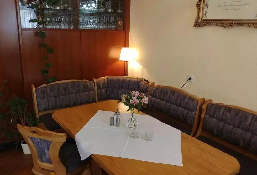 Gasthof & Hotel Zur Linde