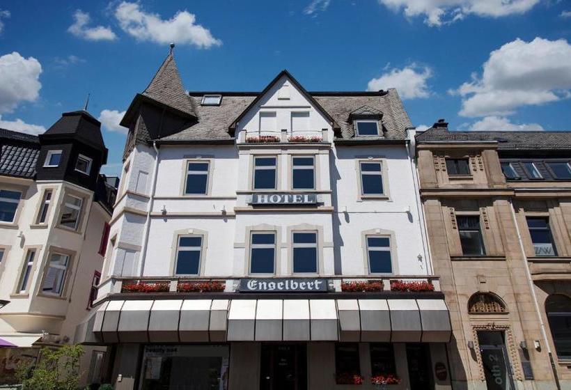 فندق Engelbert