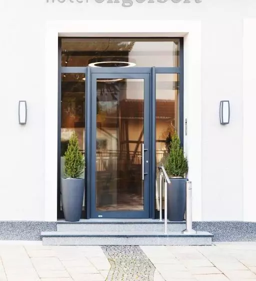 Отель Engelbert