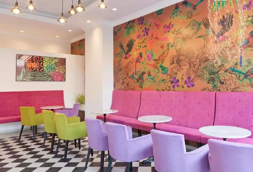 Отель Engelbert