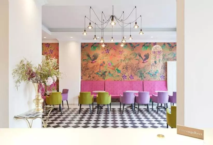 Отель Engelbert