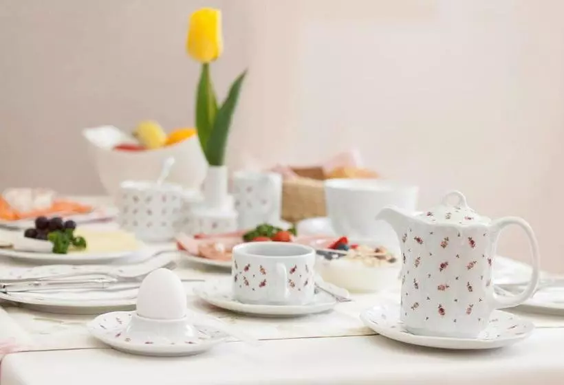 Отель Engelbert