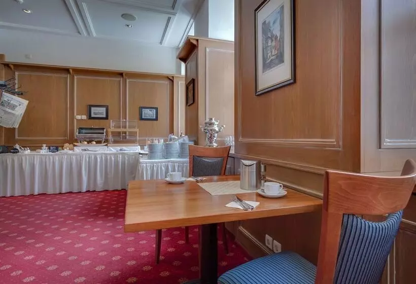 Отель Gasthaus Zum Schwan