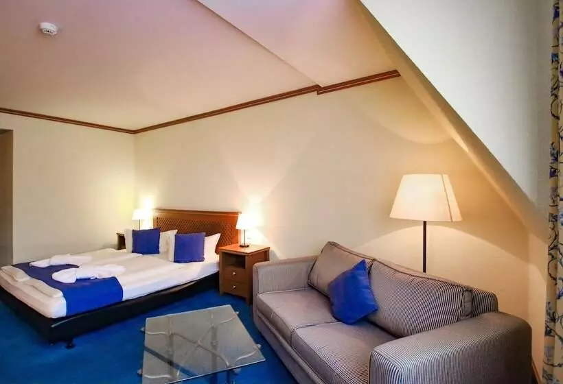 Отель Gasthaus Zum Schwan