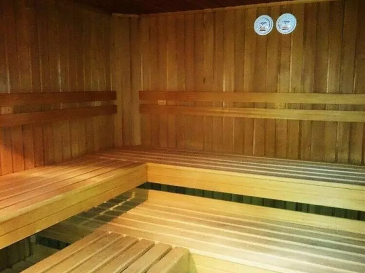 בית מלון כפרי Goldbachel