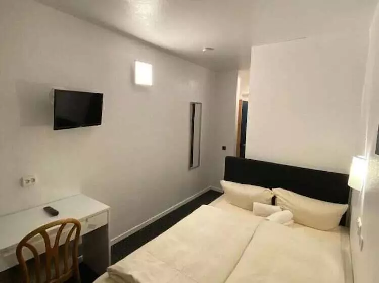 Отель Luise City An Der Philharmonie