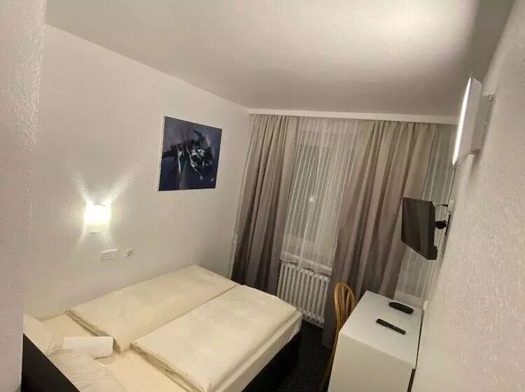 Отель Luise City An Der Philharmonie