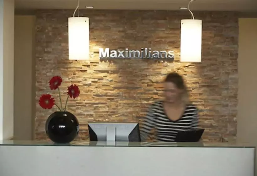 ホテル Maximilians