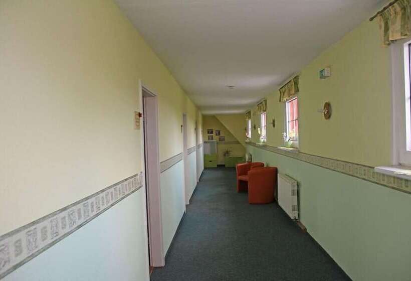 فندق Parkschänke Zabeltitz