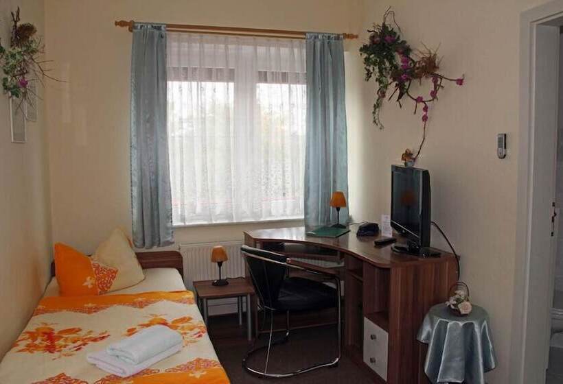 فندق Parkschänke Zabeltitz