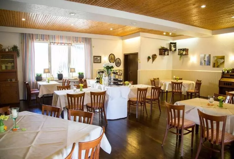 ホテル Zum Grunewald