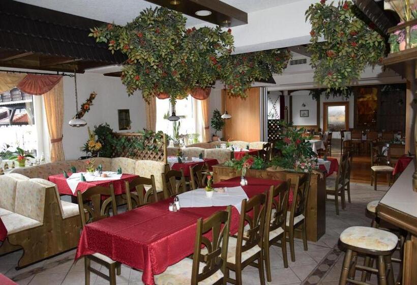 Otel Zur Guten Quelle