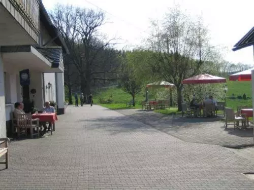 Отель Landgasthof Cafe Gut Ahe