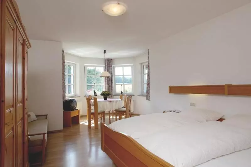 Отель Landgasthof Cafe Gut Ahe