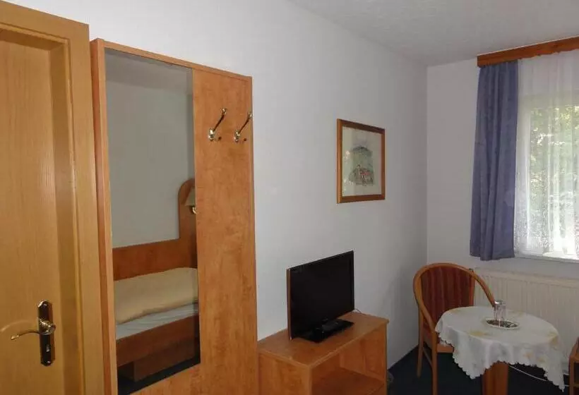 پانسیون Garni Melchendorf