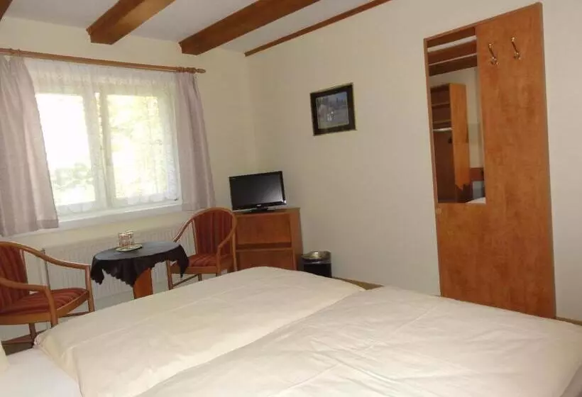 پانسیون Garni Melchendorf