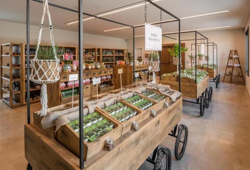 Cap St Georges Hotel & Resort