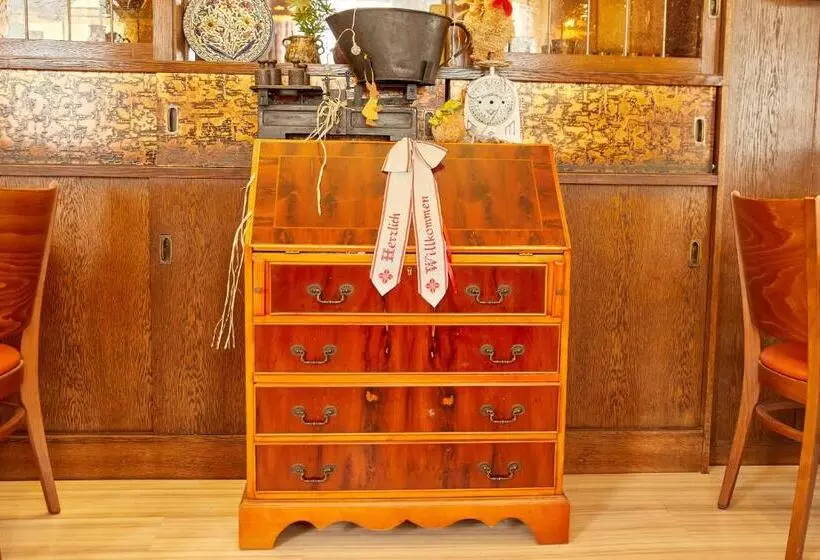 ベッドアンドブレックファースト Zum Dicken Baum