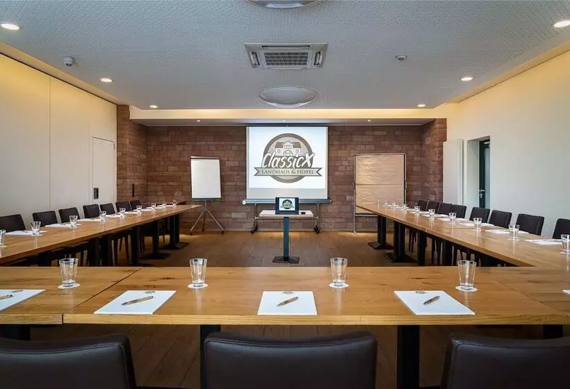 Classicx Landhaus & Hotel   Bed & Breakfast