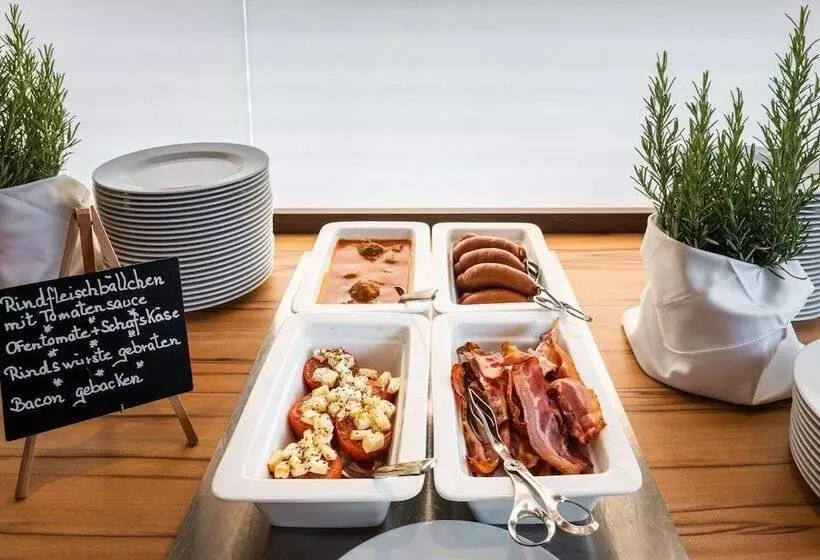 Classicx Landhaus & Hotel   Bed & Breakfast