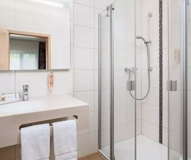 Classicx Landhaus & Hotel   Bed & Breakfast