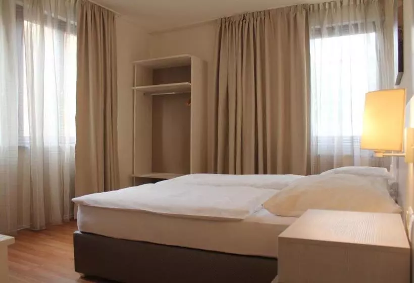 בית מלון כפרי Centro