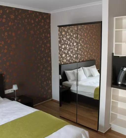 בית מלון כפרי Feriendomizil Am Lindenplatz