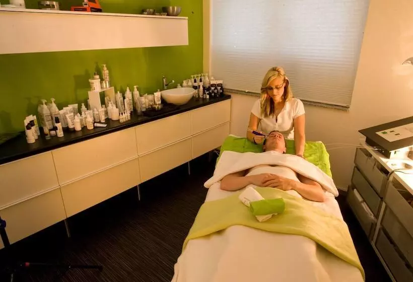 Отель Fortuna Reutlingen Tübingen