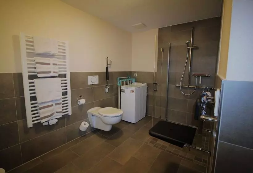 فندق Garni Zur Alten Post