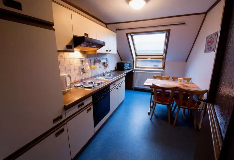 فندق Garni Zur Alten Post