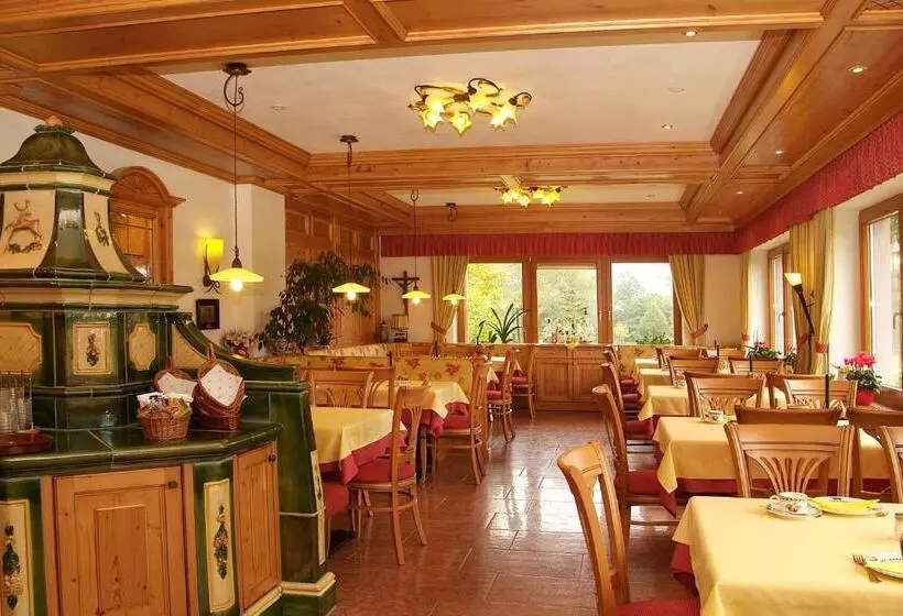 Отель Gasthof Jägerhaus