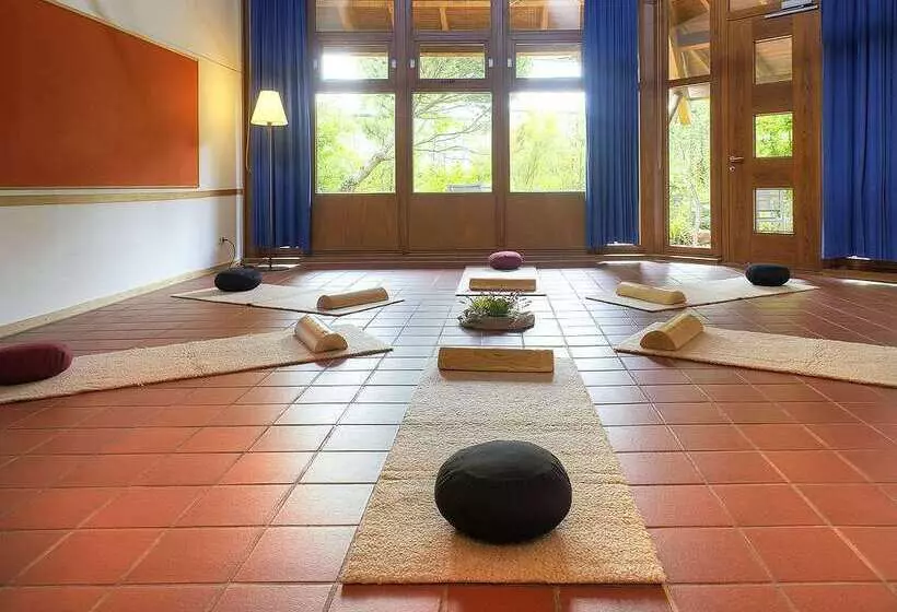 酒店 Hohenwart Forum