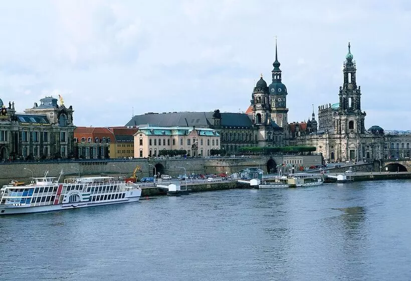 هتل Ibis Budget Dresden City