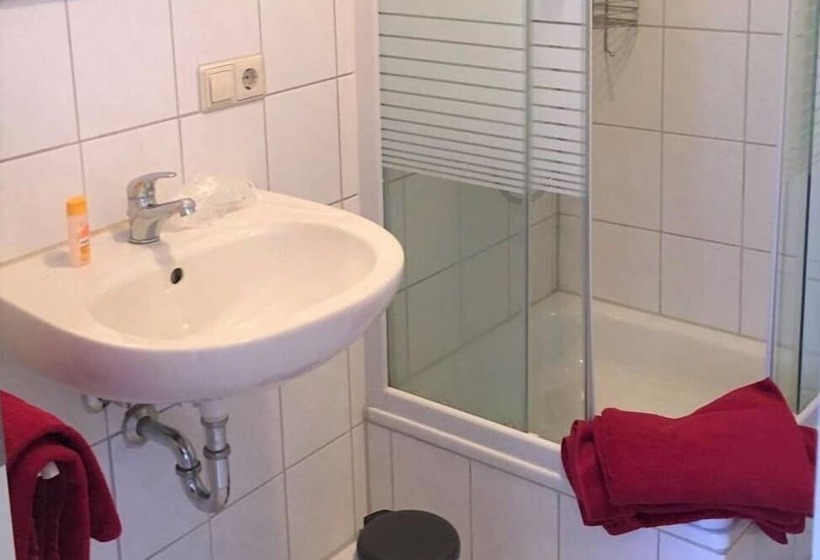 فندق Lamm Stuttgart Waldenbuch