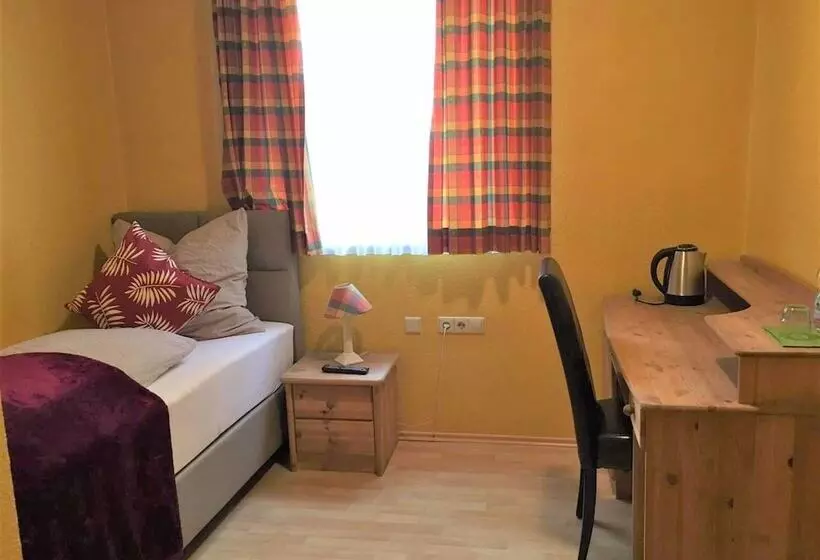 호텔 Lamm Stuttgart Waldenbuch