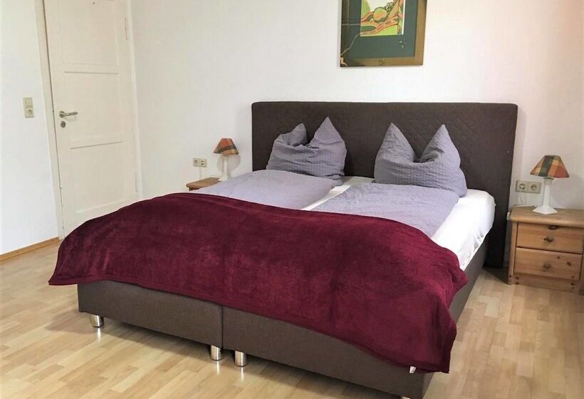 فندق Lamm Stuttgart Waldenbuch