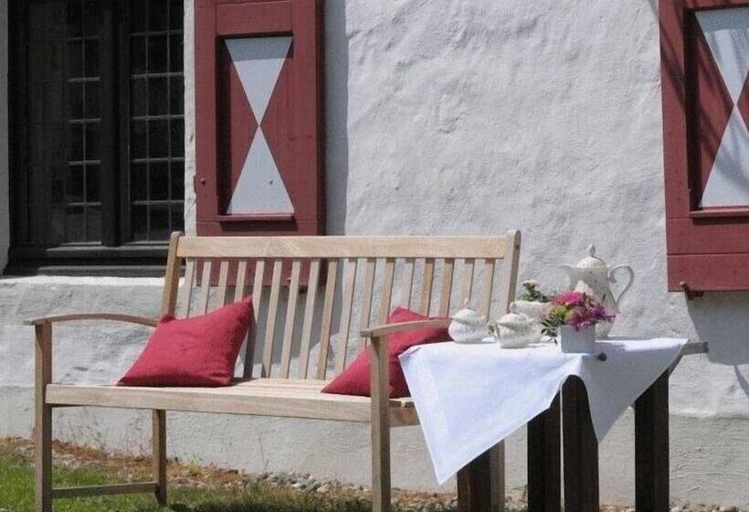 Malteser Komturei Hotel / Restaurant